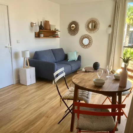 Family - Terrace - Parking - 4-5 People Apartman Antibes