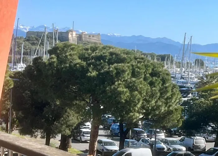 Family - Terrace - Parking - 4-5 People Apartman *