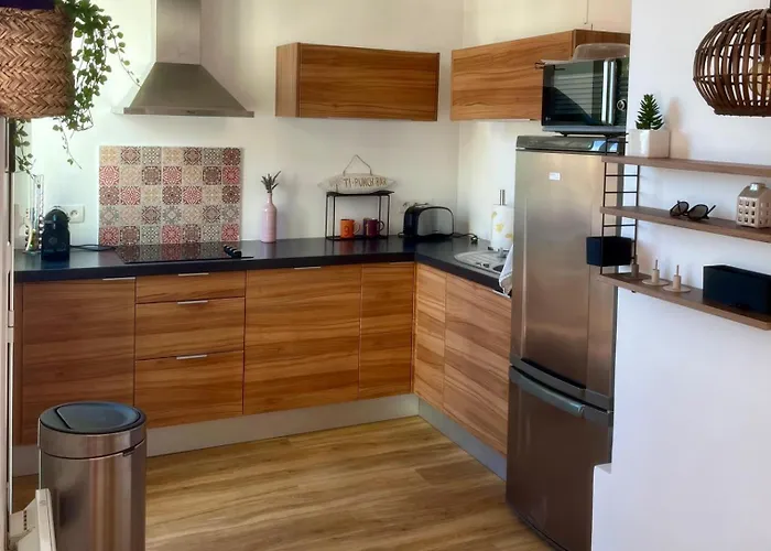 Family - Terrace - Parking - 4-5 People Apartman