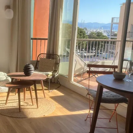 Appartement Family - Terrace - Parking - 4-5 People Antibes